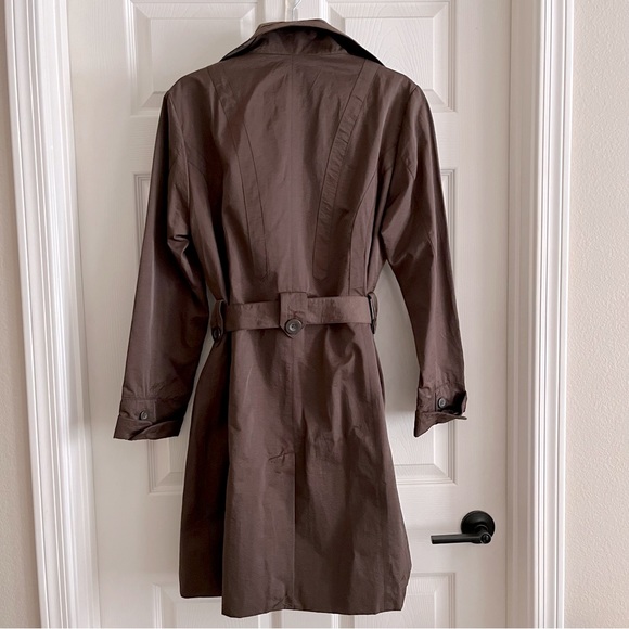 Ambition Trench coat - Picture 2 of 14